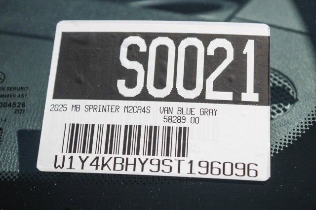 New 2025 Mercedes-Benz Sprinter 2500 image 28