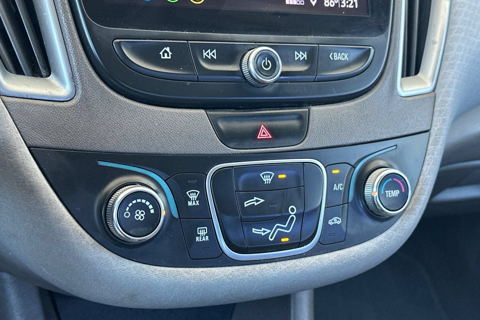 Used 2019 Chevrolet Malibu LS FWD image 19