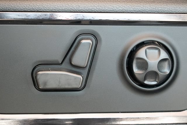 Used 2022 RAM 1500 Limited w/ Body-Colour Bumper Group AWD/4WD image 18