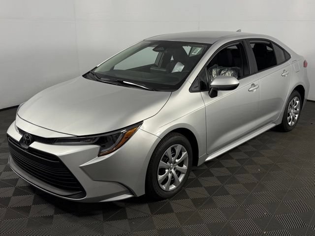 New 2026 Toyota Corolla LE FWD image 3