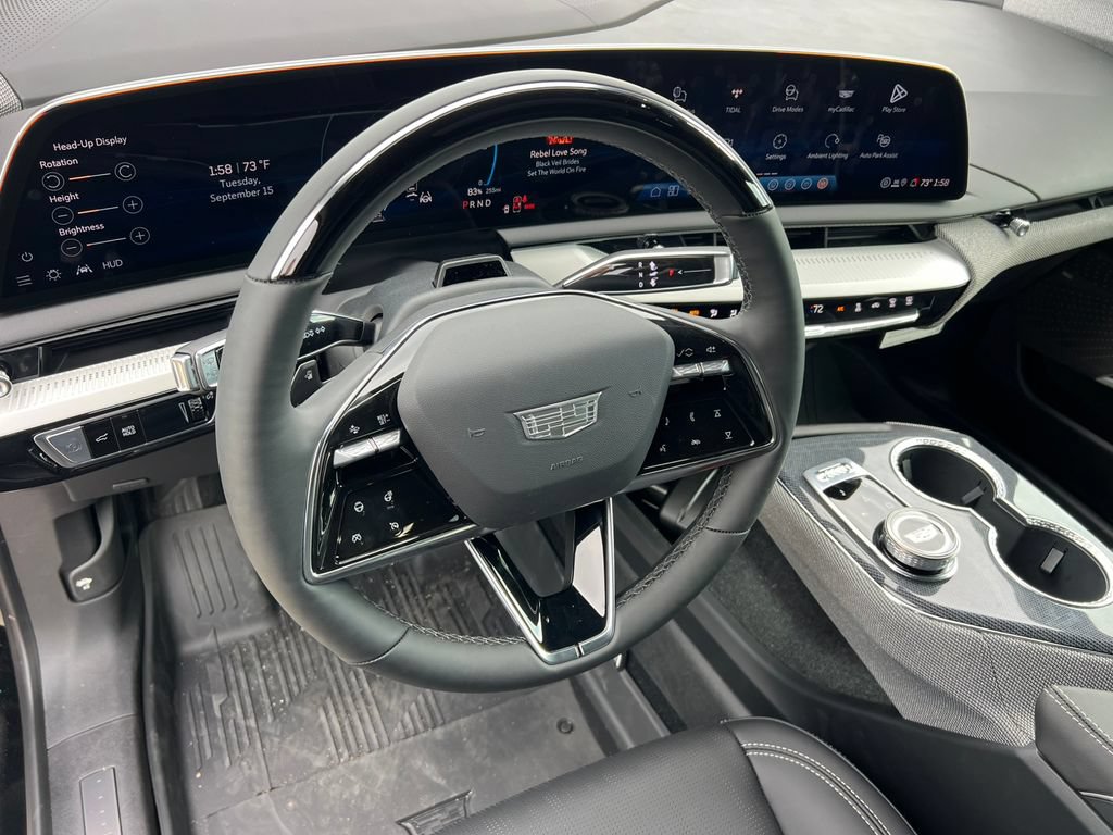 New 2027 Cadillac Optiq Premium Sport w/ LPO, Floor Liner Package AWD/4WD image 10