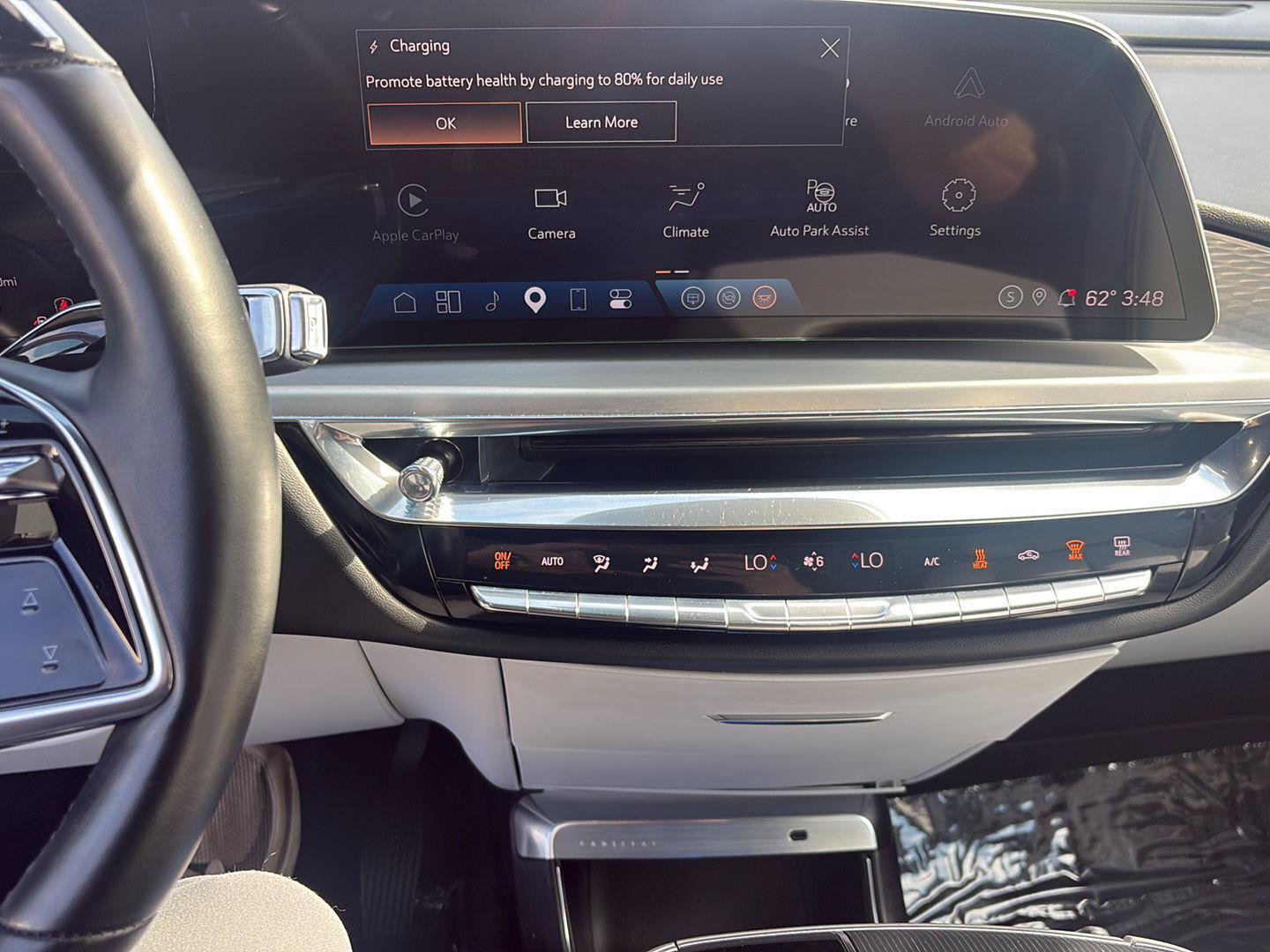 Used 2024 Cadillac Lyriq Luxury AWD/4WD image 35