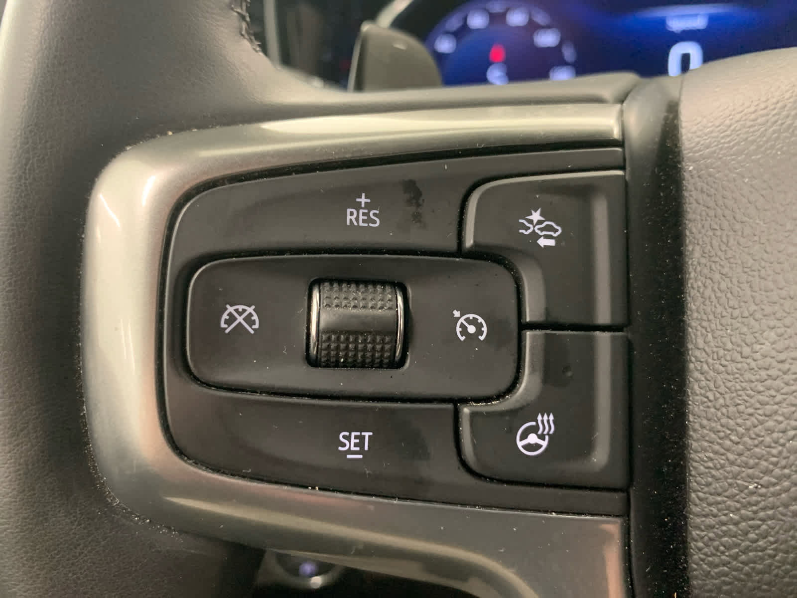 Used 2023 Chevrolet Silverado 1500 LTZ w/ Technology Package AWD/4WD image 27