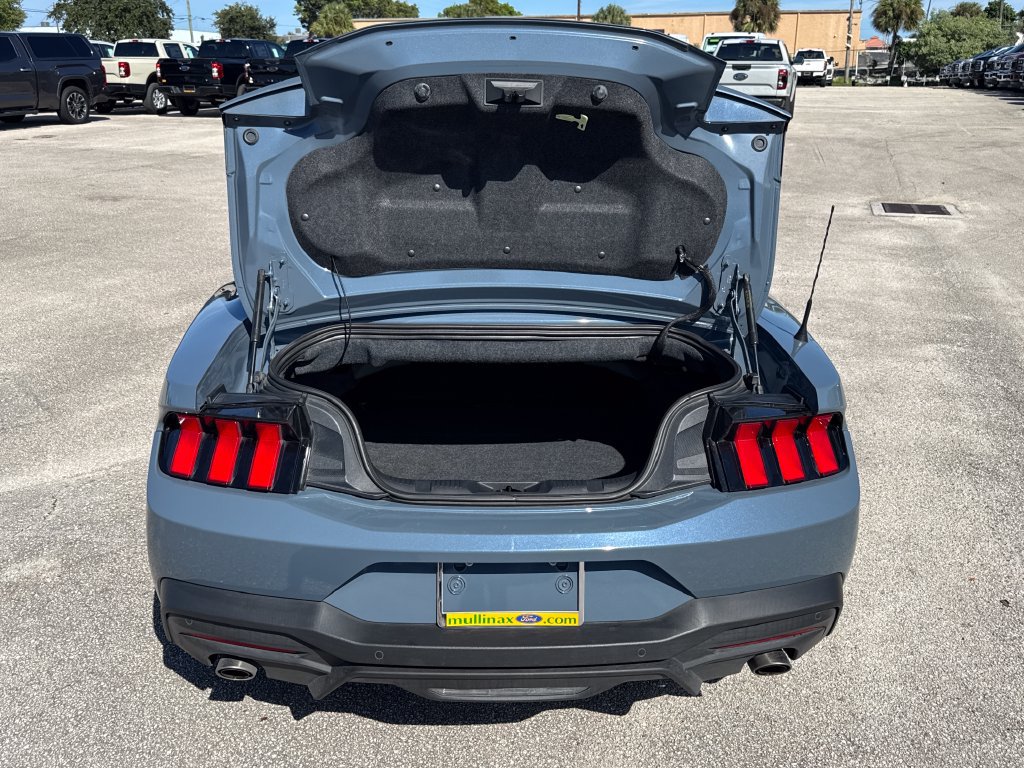 Used 2024 Ford Mustang Premium RWD image 29