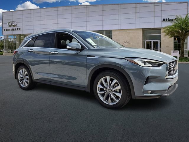 Used 2022 INFINITI QX50 Essential image 2