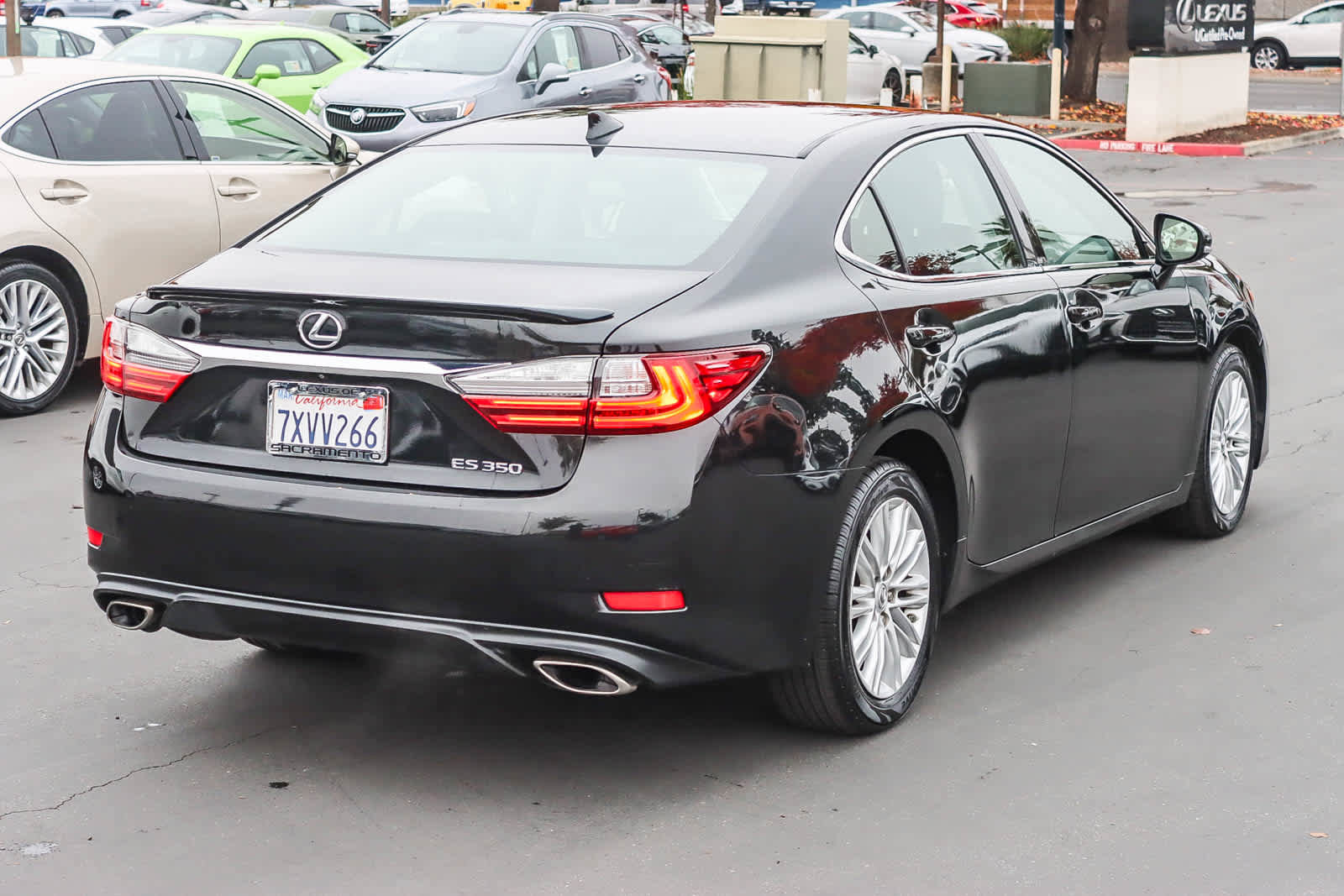 Used 2017 Lexus ES 350 image 4