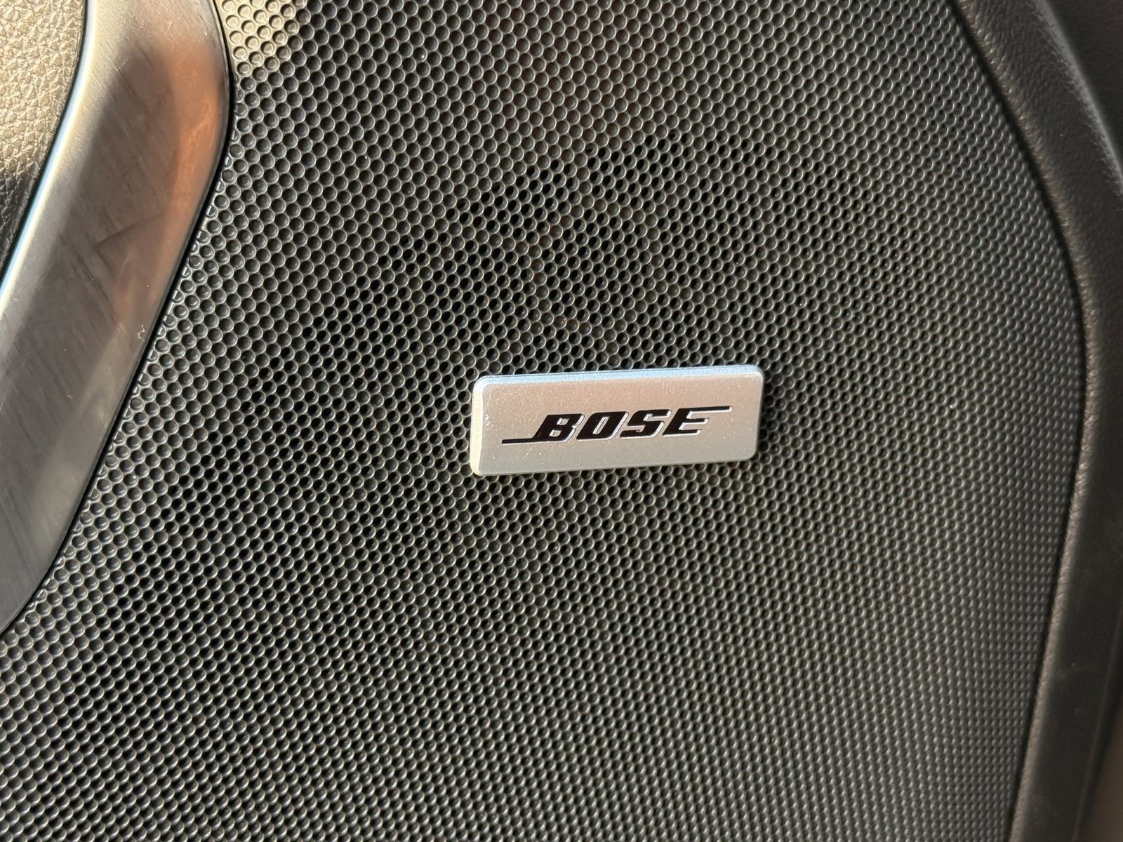 Used 2024 Chevrolet Suburban Z71 w/ Luxury Package image 24