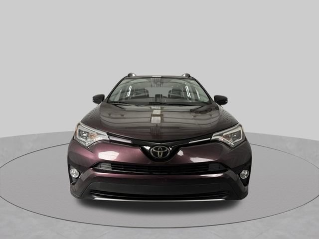 Used 2018 Toyota RAV4 Limited FWD image 3