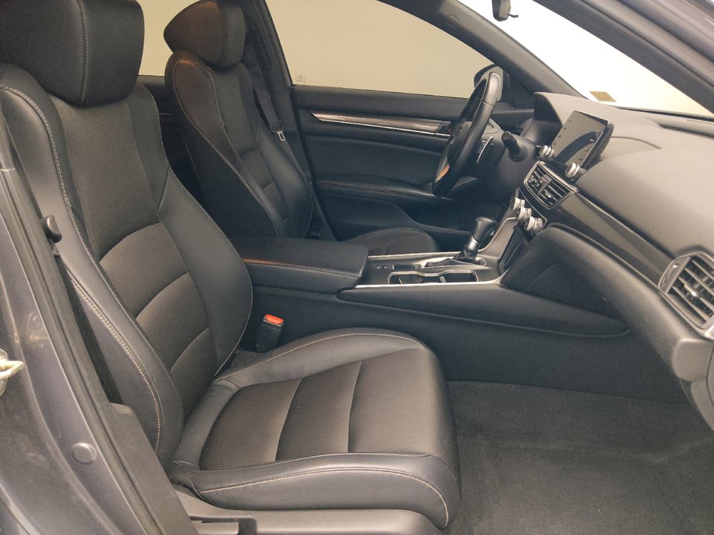 Used 2018 Honda Accord Sport image 21