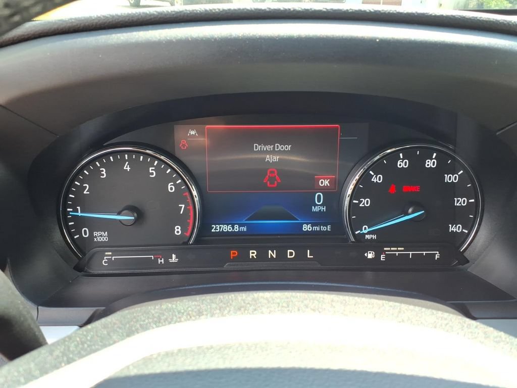 Used 2023 Ford Explorer XLT w/ Equipment Group 202A AWD/4WD image 6