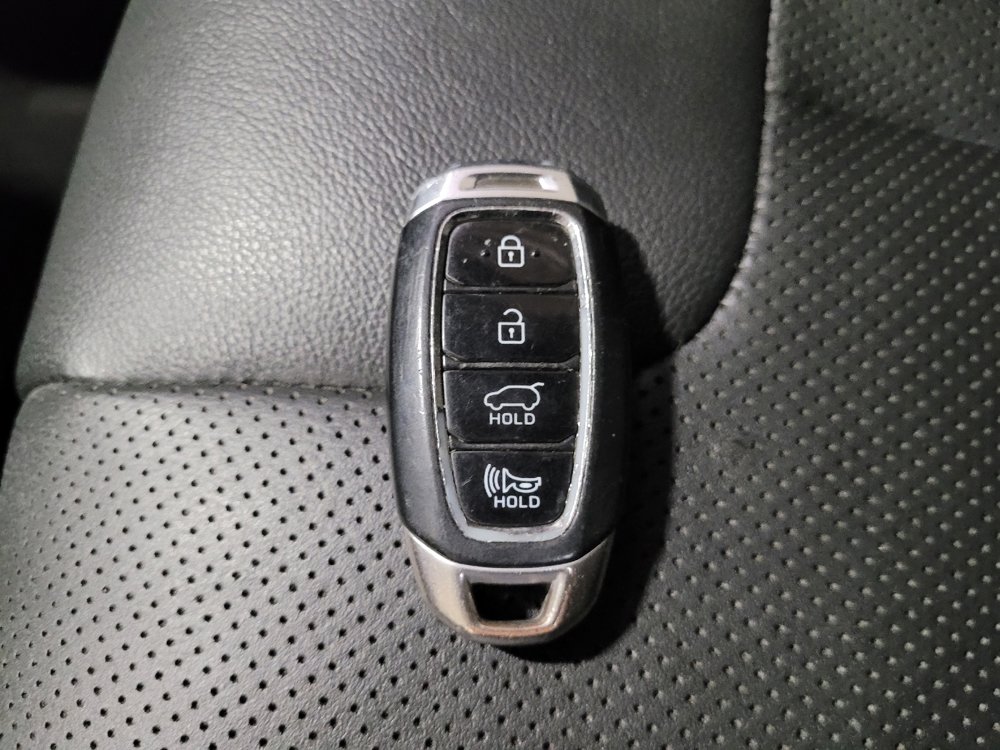 Used 2020 Hyundai Santa Fe SEL w/ Convenience + Premium Package image 32