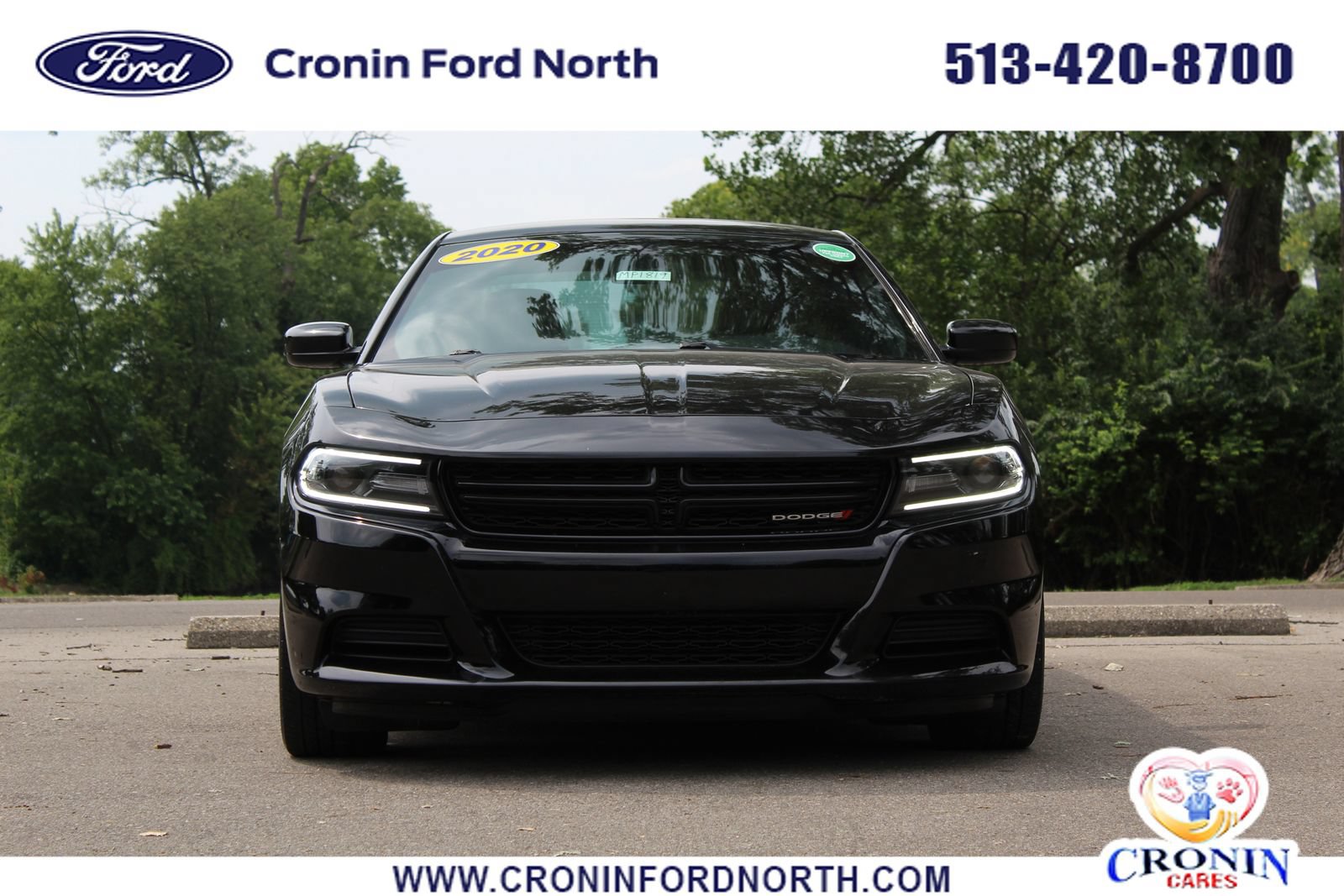 Used 2020 Dodge Charger SXT w/ Blacktop Package RWD image 2