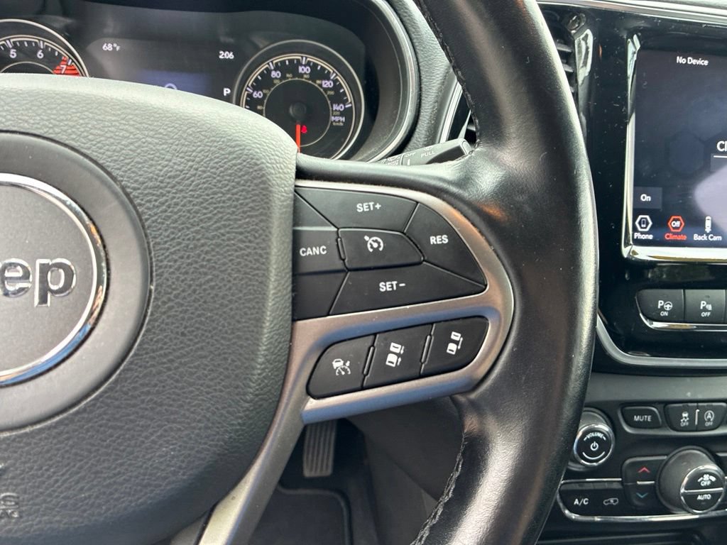 Used 2021 Jeep Cherokee Limited AWD/4WD image 29