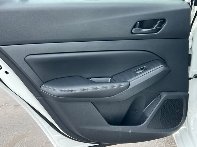 Used 2025 Nissan Altima 2.5 SV FWD image 28