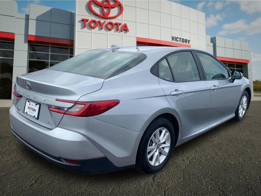 Used 2025 Toyota Camry LE FWD image 3