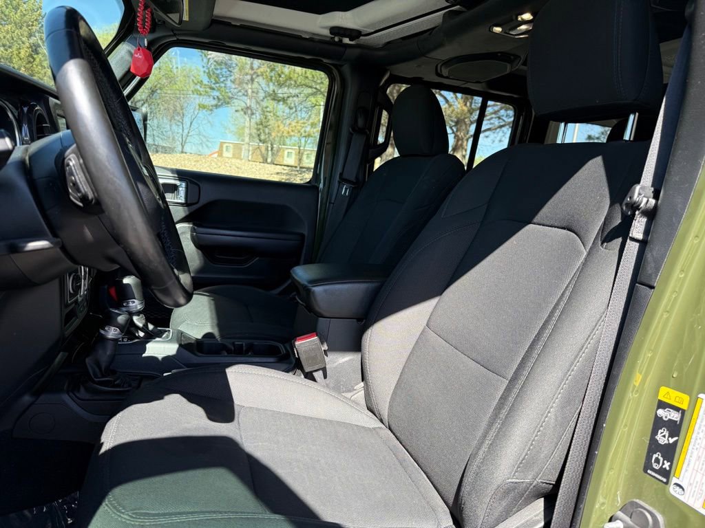 Used 2021 Jeep Wrangler Unlimited Sport image 13