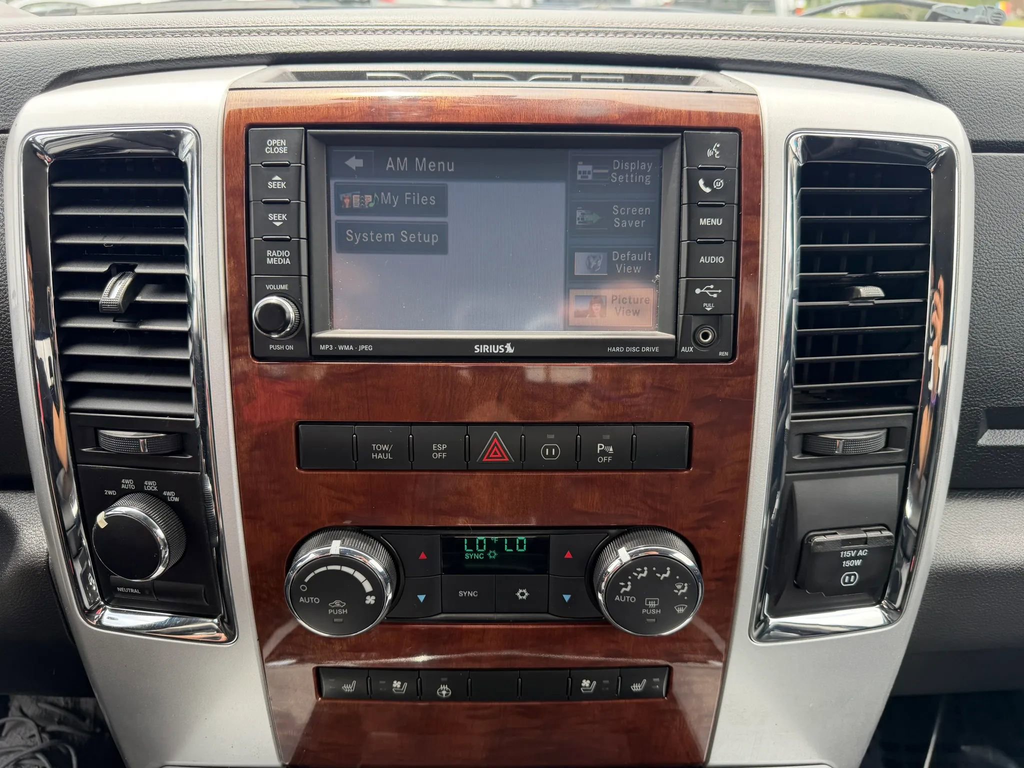 Used 2009 Dodge Ram 1500 Truck Laramie AWD/4WD image 17