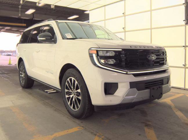 Certified 2025 Ford Expedition Platinum image 4