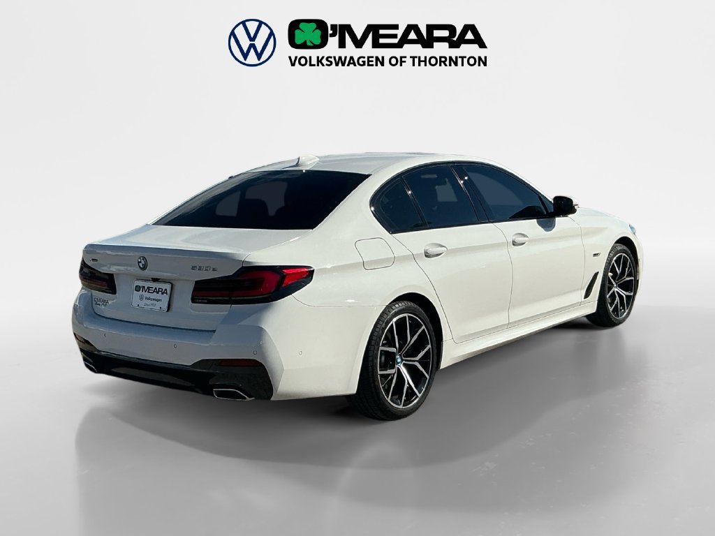 Used 2023 BMW 530e xDrive w/ Premium Package AWD/4WD image 5