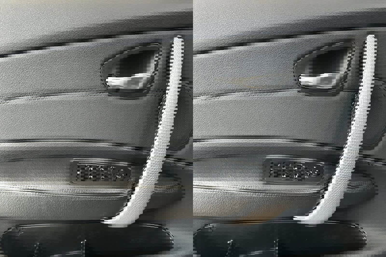 Used 2013 BMW 135is Convertible image 15