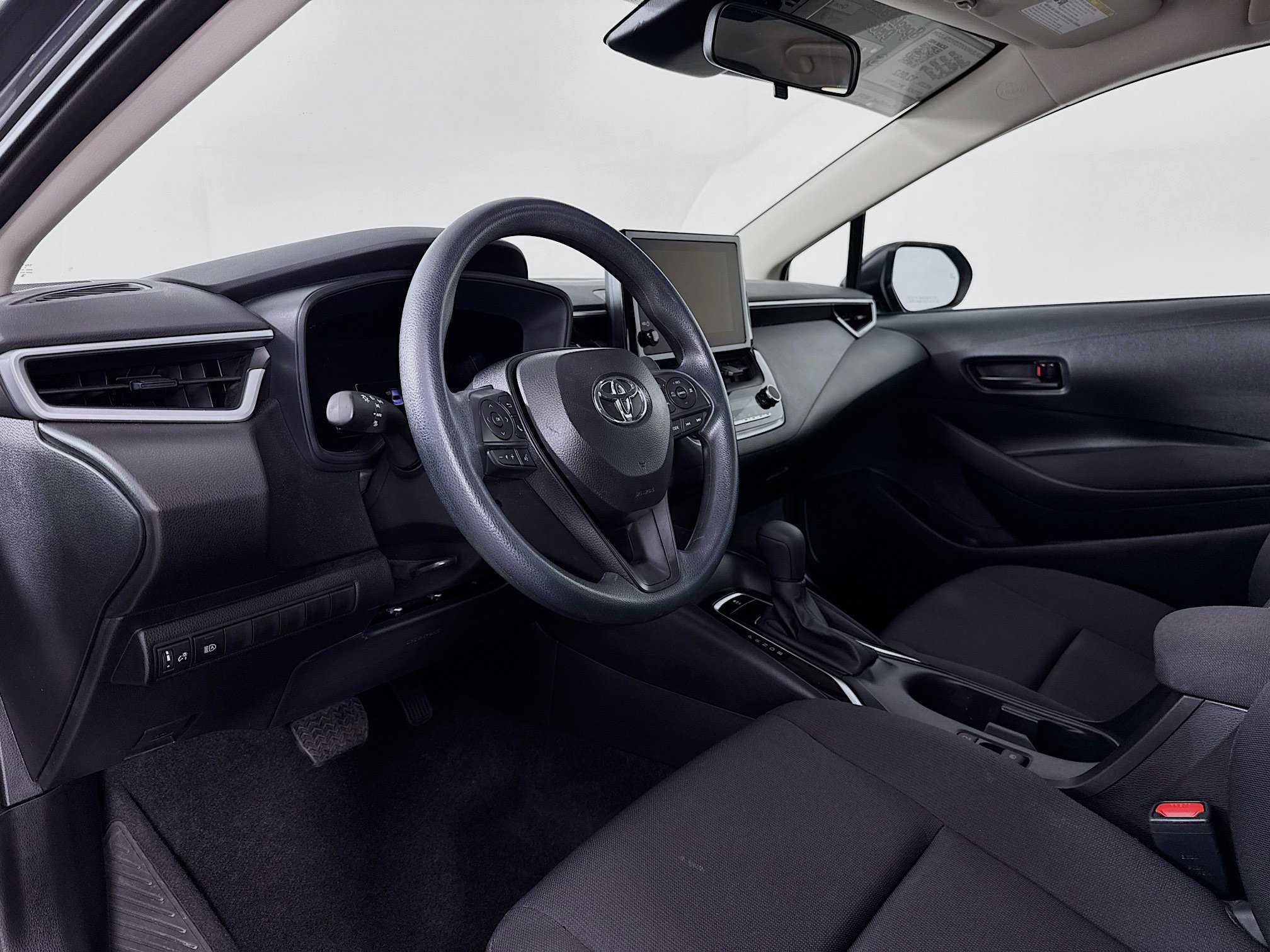Certified 2026 Toyota Corolla LE FWD image 9