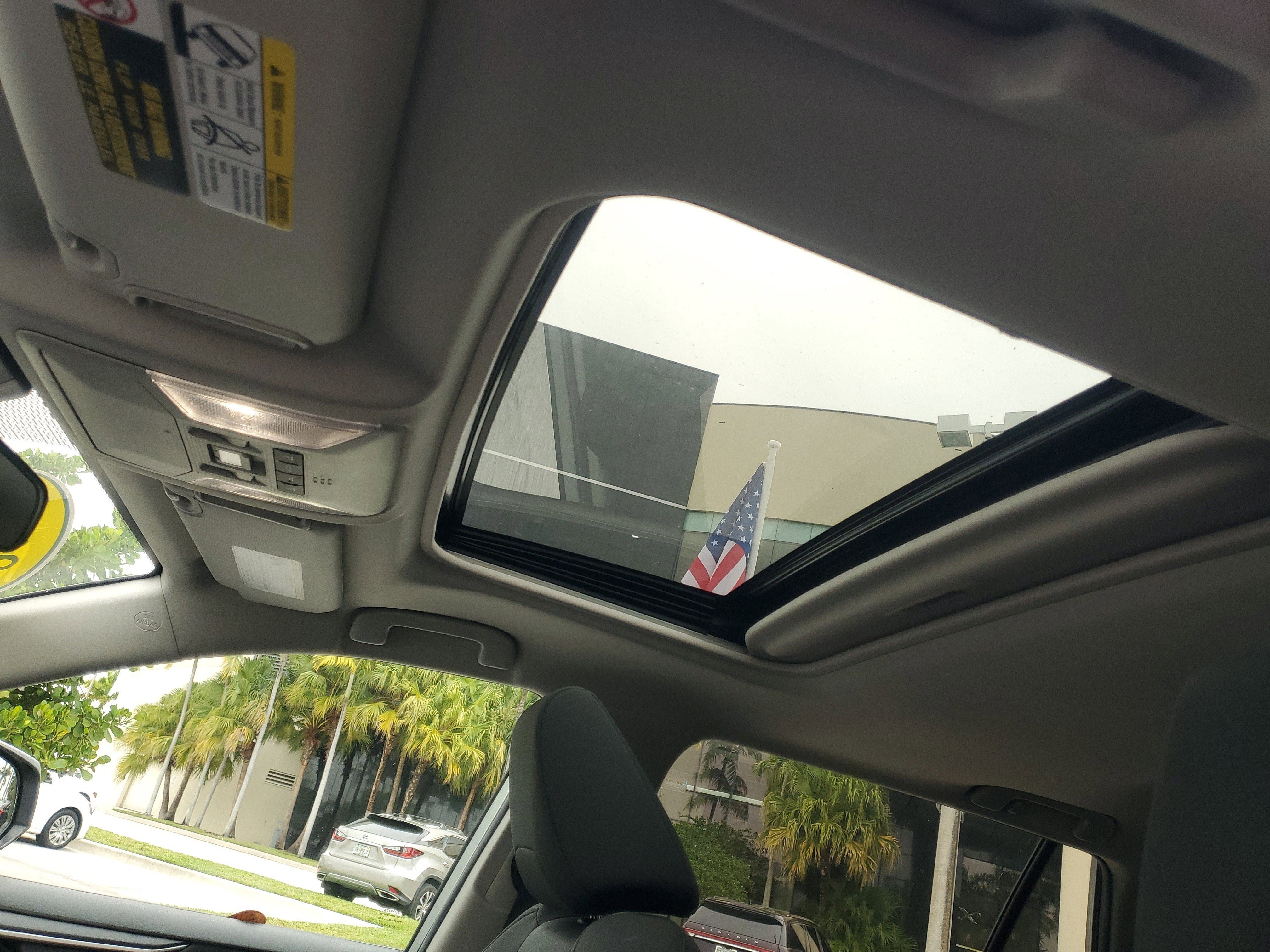 Certified 2022 Toyota RAV4 XLE w/ Convenience Package image 19