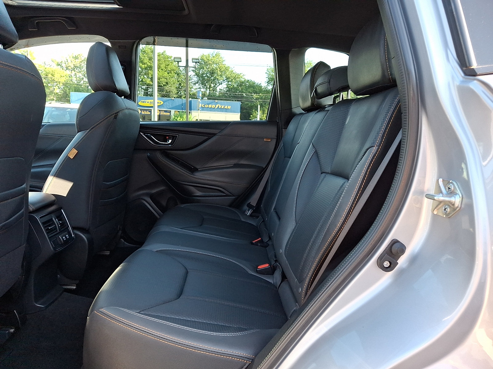 Used 2022 Subaru Forester Wilderness AWD/4WD image 10
