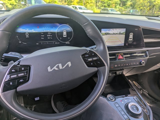 Used 2024 Kia Niro Wind w/ Wind Preserve Package FWD image 30