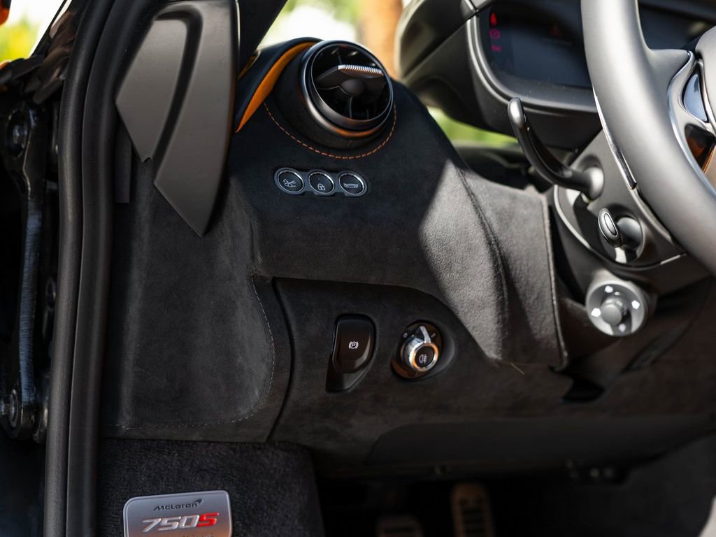 New 2026 McLaren 750S Spider image 12