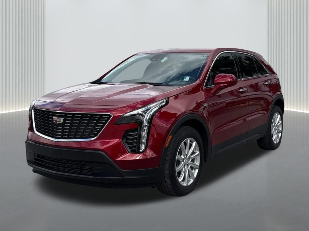 Certified 2023 Cadillac XT4 Luxury w/ Driver Awareness Package