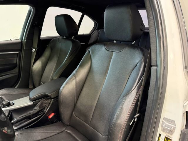 Used 2018 BMW 330i Sedan w/ Shadow Sport Edition RWD image 23