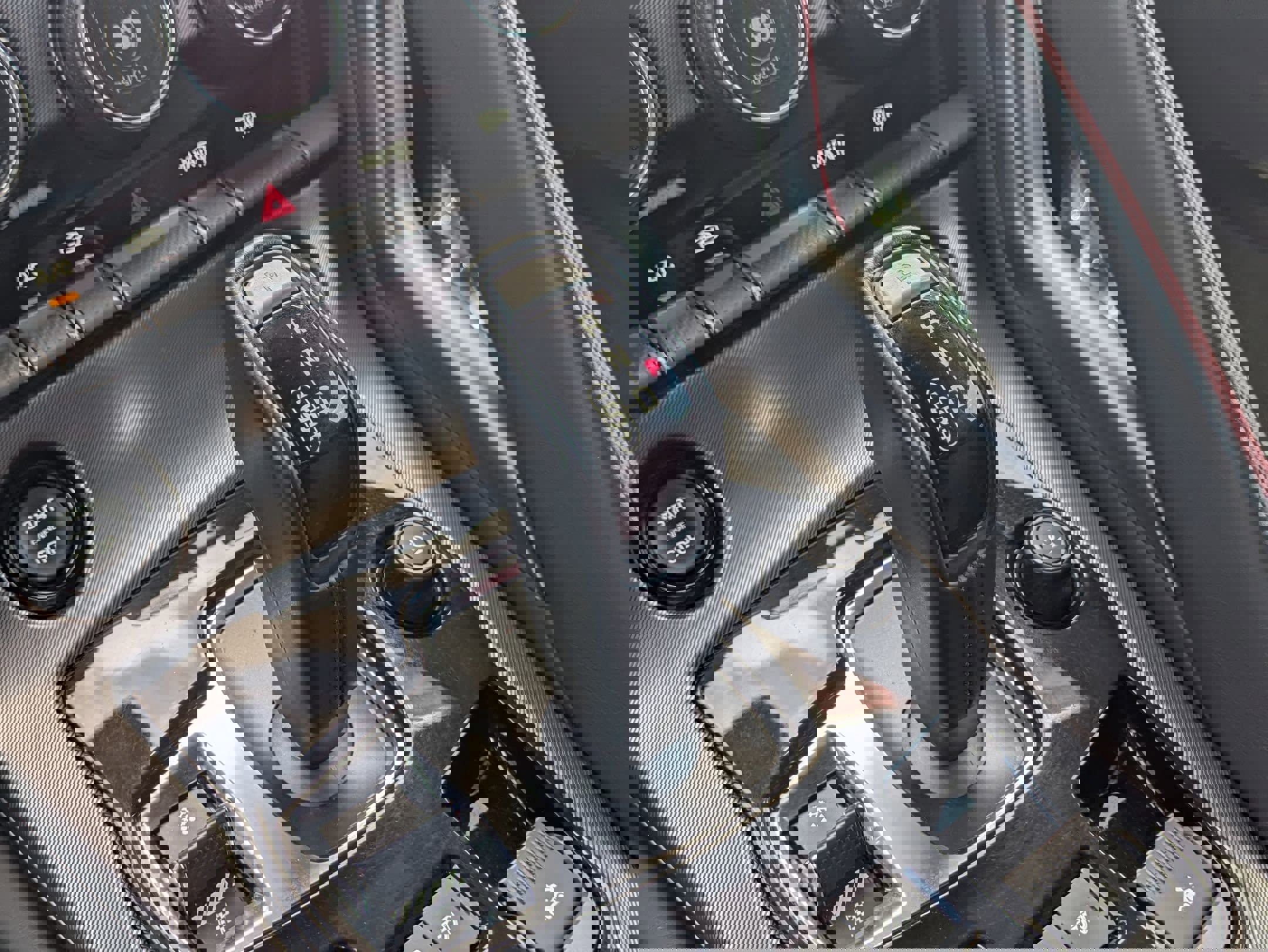 Used 2017 Jaguar F-TYPE R image 16