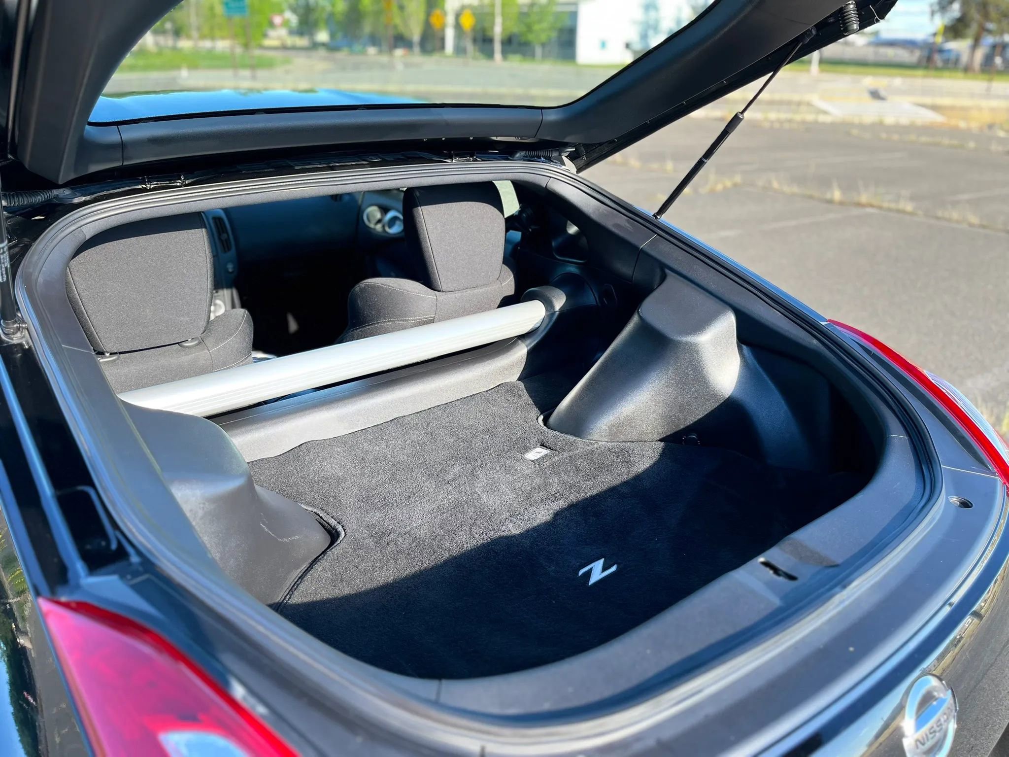 Used 2014 Nissan 370Z Coupe w/ Sport Package image 15