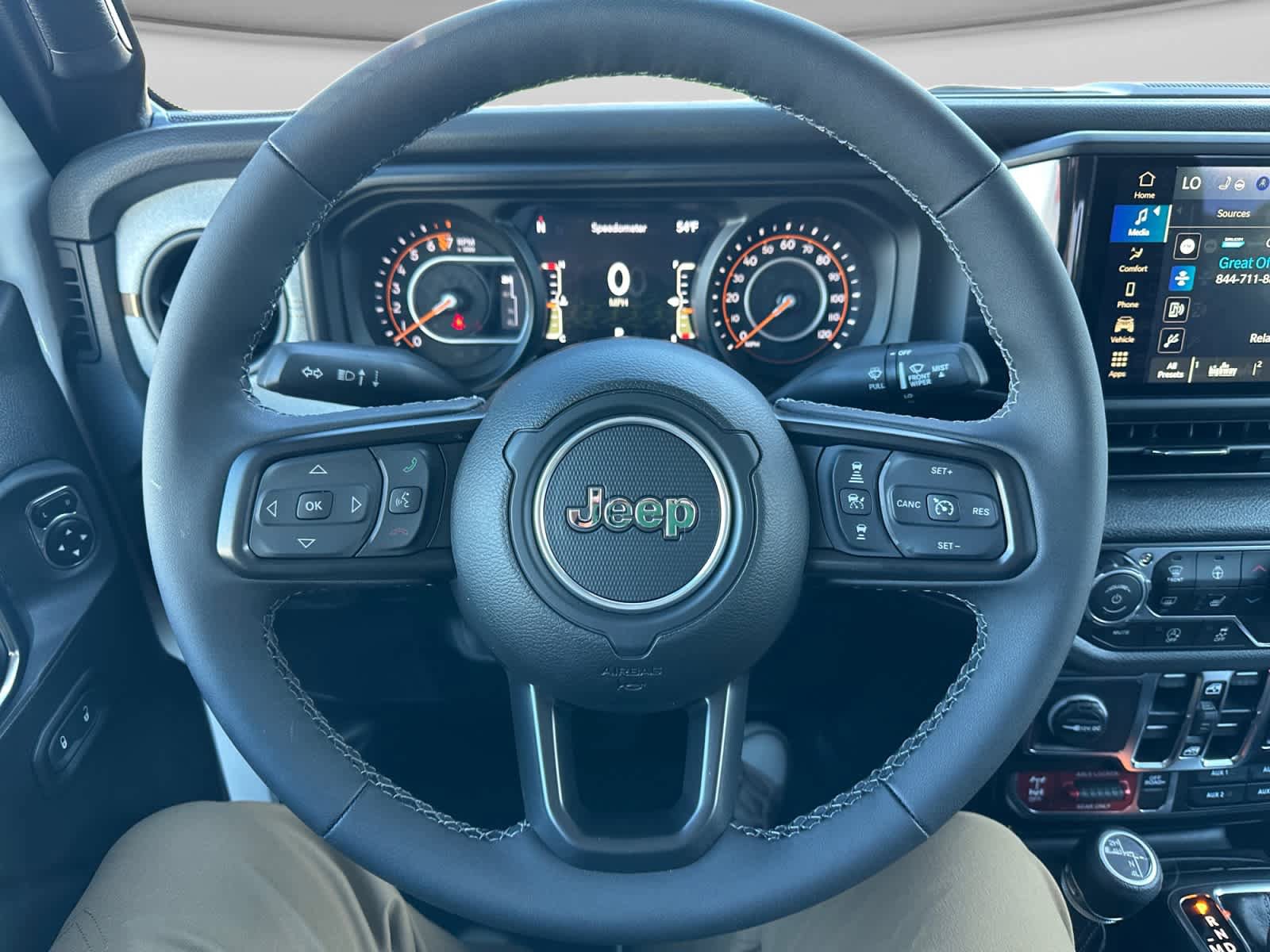 New 2025 Jeep Gladiator Sport AWD/4WD image 14
