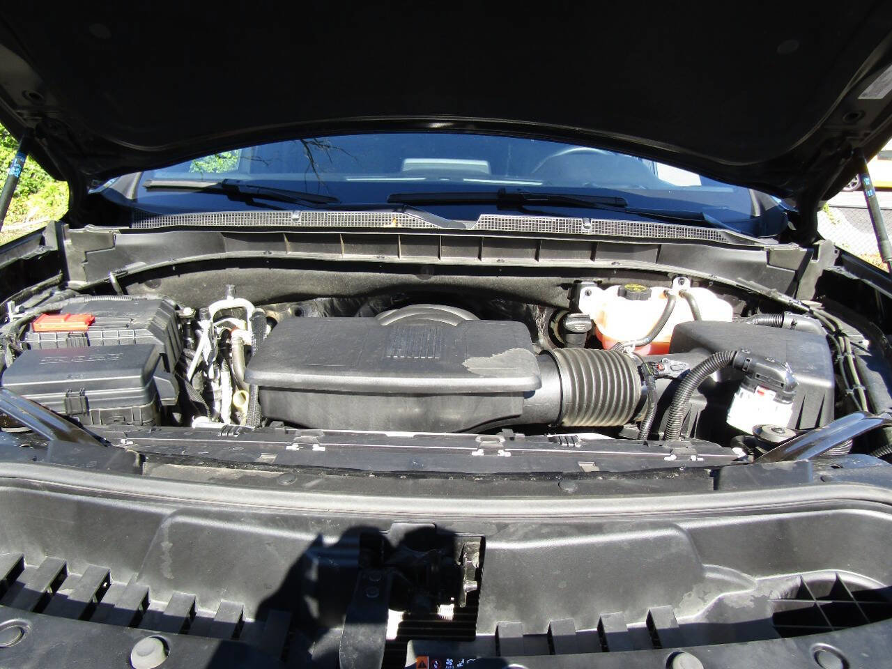 Used 2024 Chevrolet Tahoe LT image 38