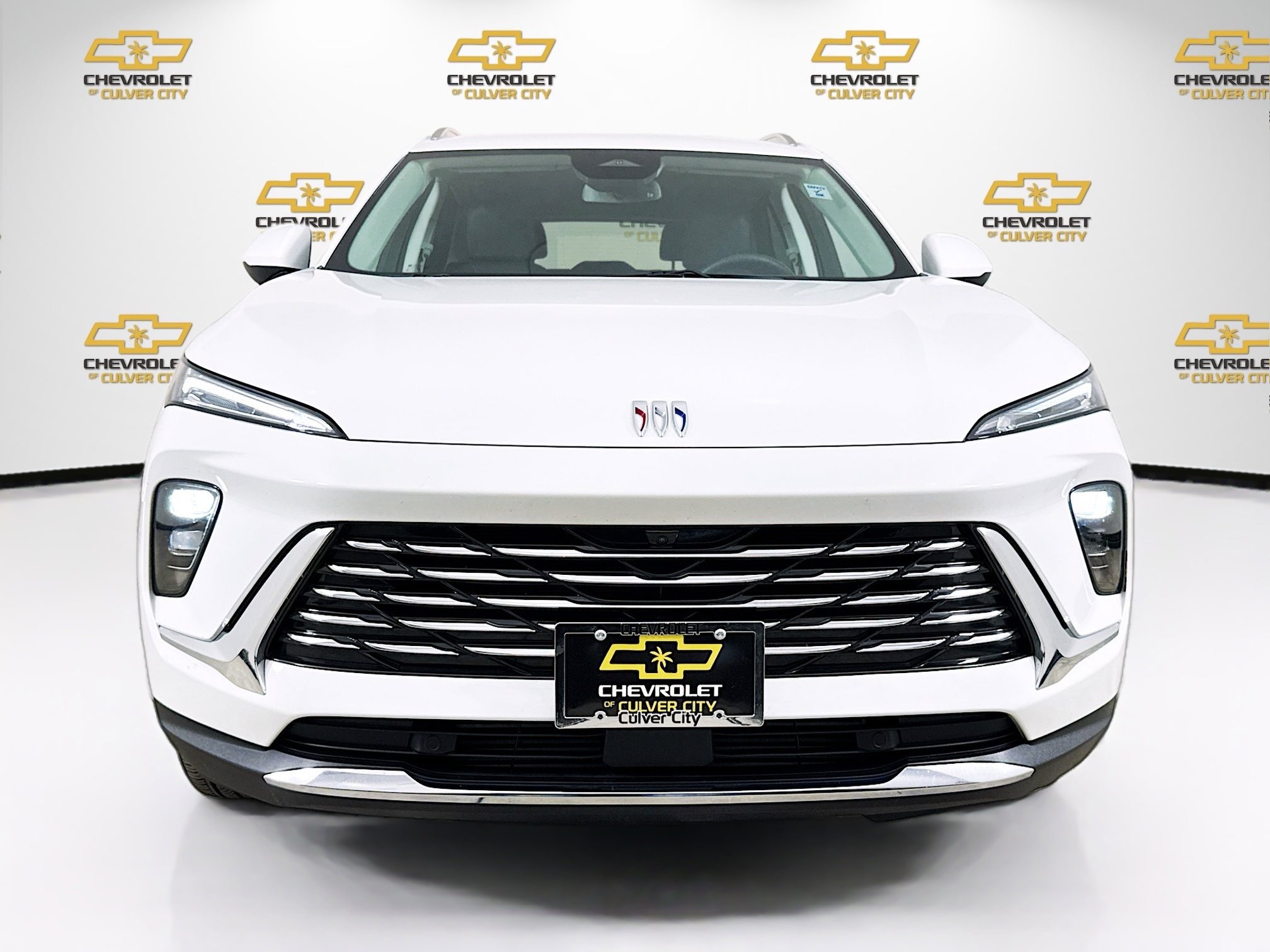 Used 2025 Buick Envision Preferred image 2