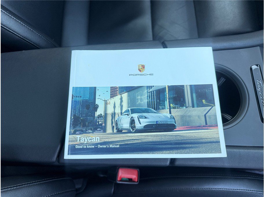 Used 2020 Porsche Taycan 4S image 40