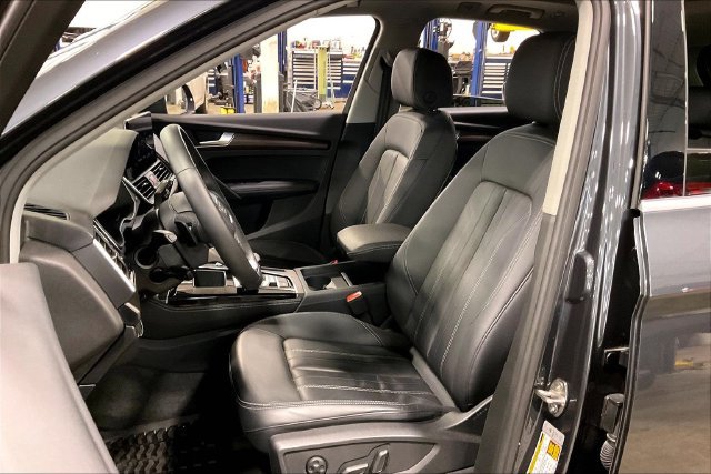 Certified 2024 Audi Q5 2.0T Premium Plus AWD/4WD image 25
