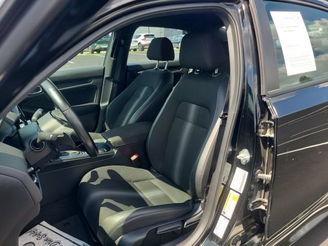 Used 2025 Honda Civic Sport image 19