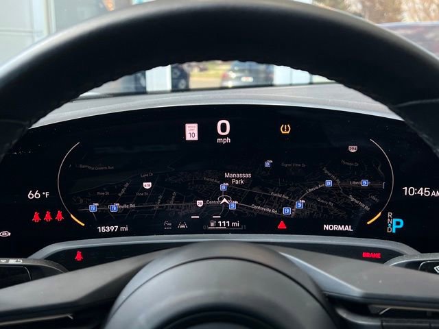 Used 2023 Porsche Taycan 4S w/ Premium Package image 31