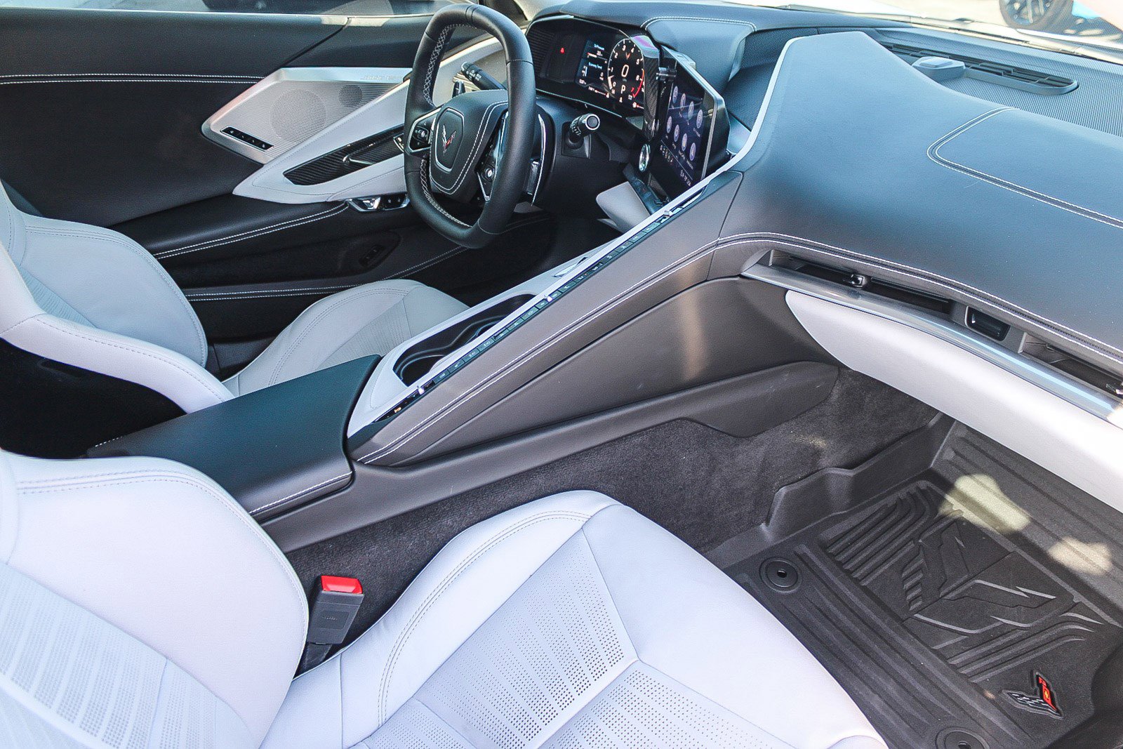 Used 2023 Chevrolet Corvette Stingray Premium Cpe image 18