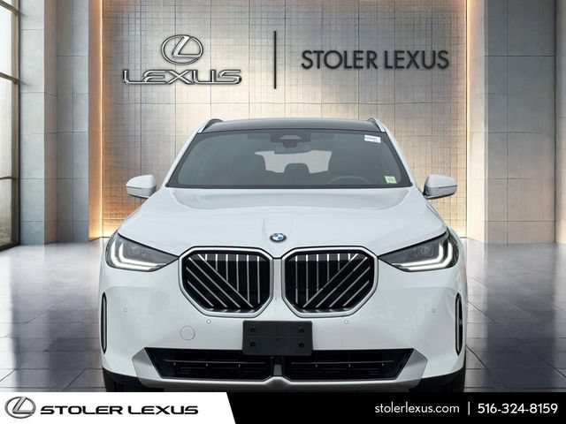 Used 2025 BMW X3 xDrive30i AWD/4WD image 2