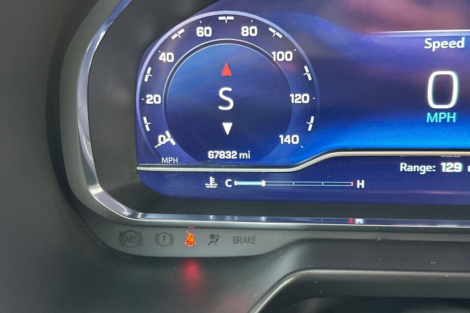 Used 2022 Chevrolet Suburban Premier image 41