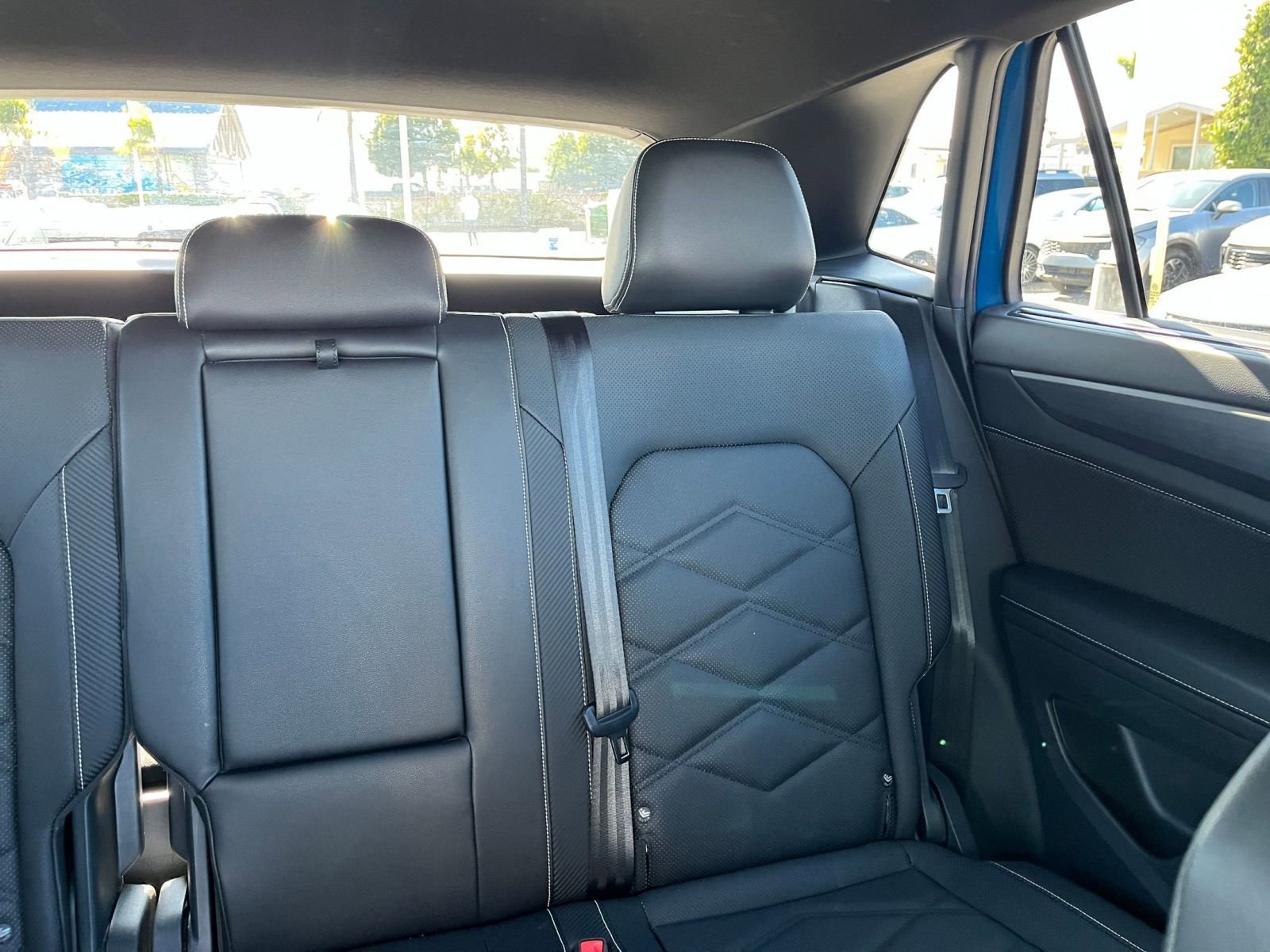 Used 2025 Volkswagen Atlas Cross Sport SE image 37