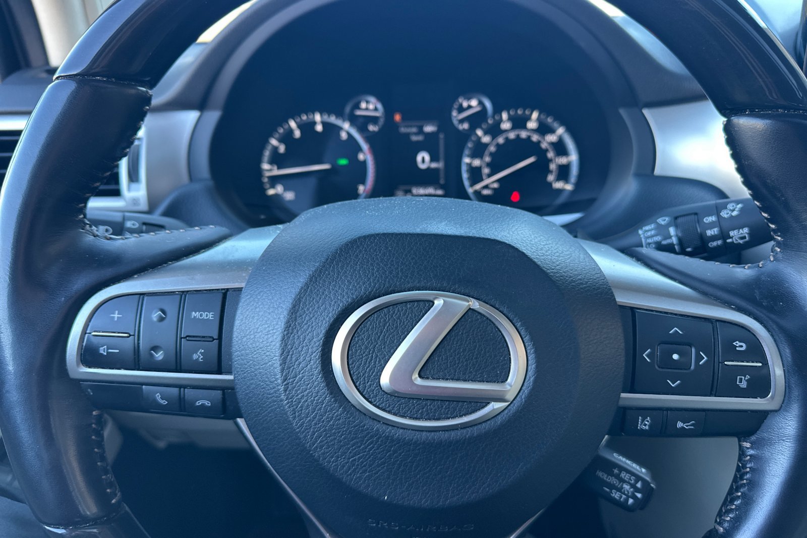 Used 2022 Lexus GX 460 Luxury w/ Off Road Package AWD/4WD image 10