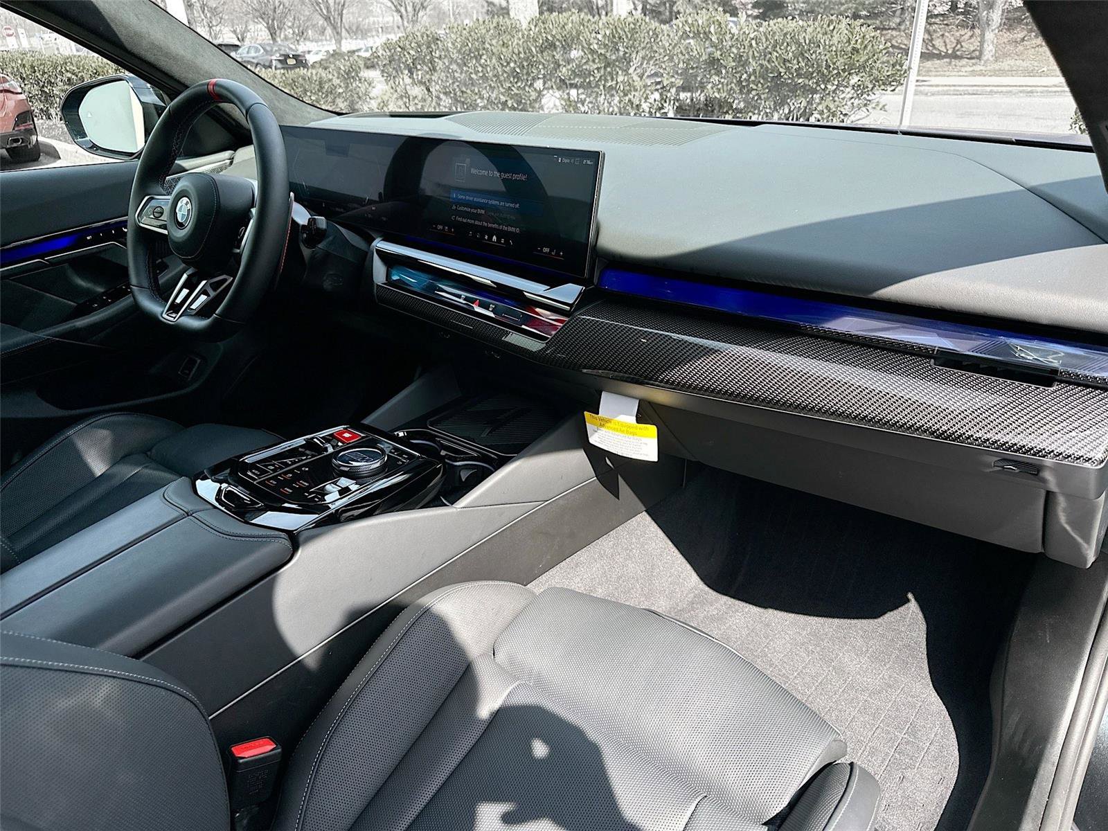 Used 2025 BMW M5 Touring image 30