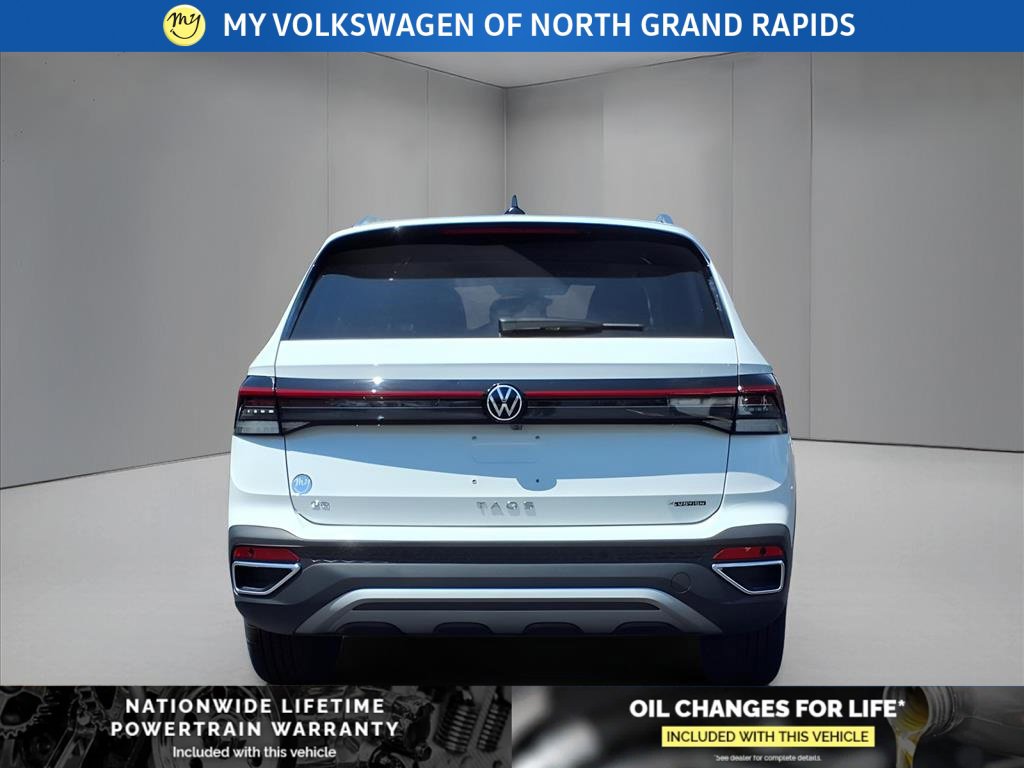 New 2025 Volkswagen Taos SE image 22