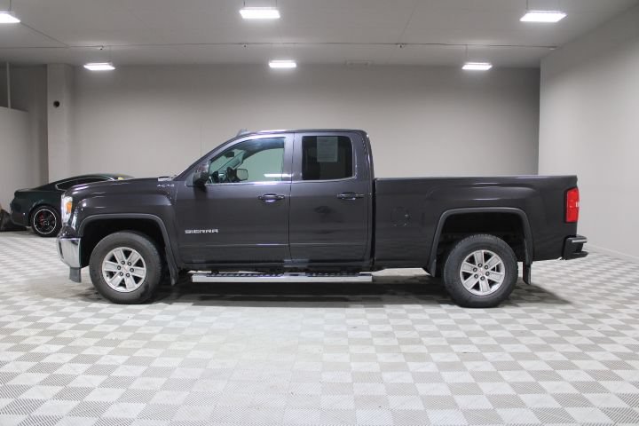 Used 2015 GMC Sierra 1500 SLE w/ SLE Value Package AWD/4WD image 6