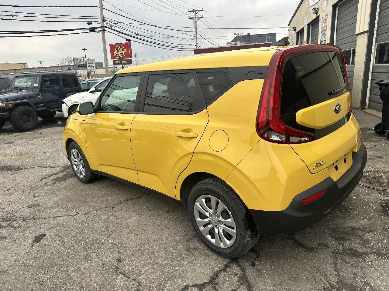 Used 2020 Kia Soul LX FWD image 8