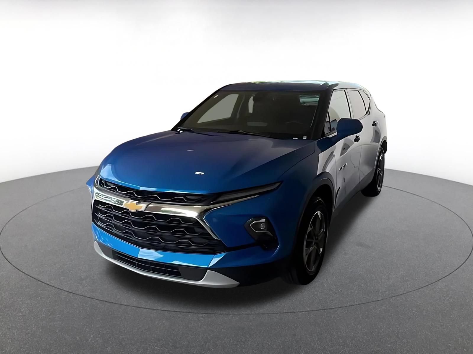 Used 2025 Chevrolet Blazer LT FWD image 7